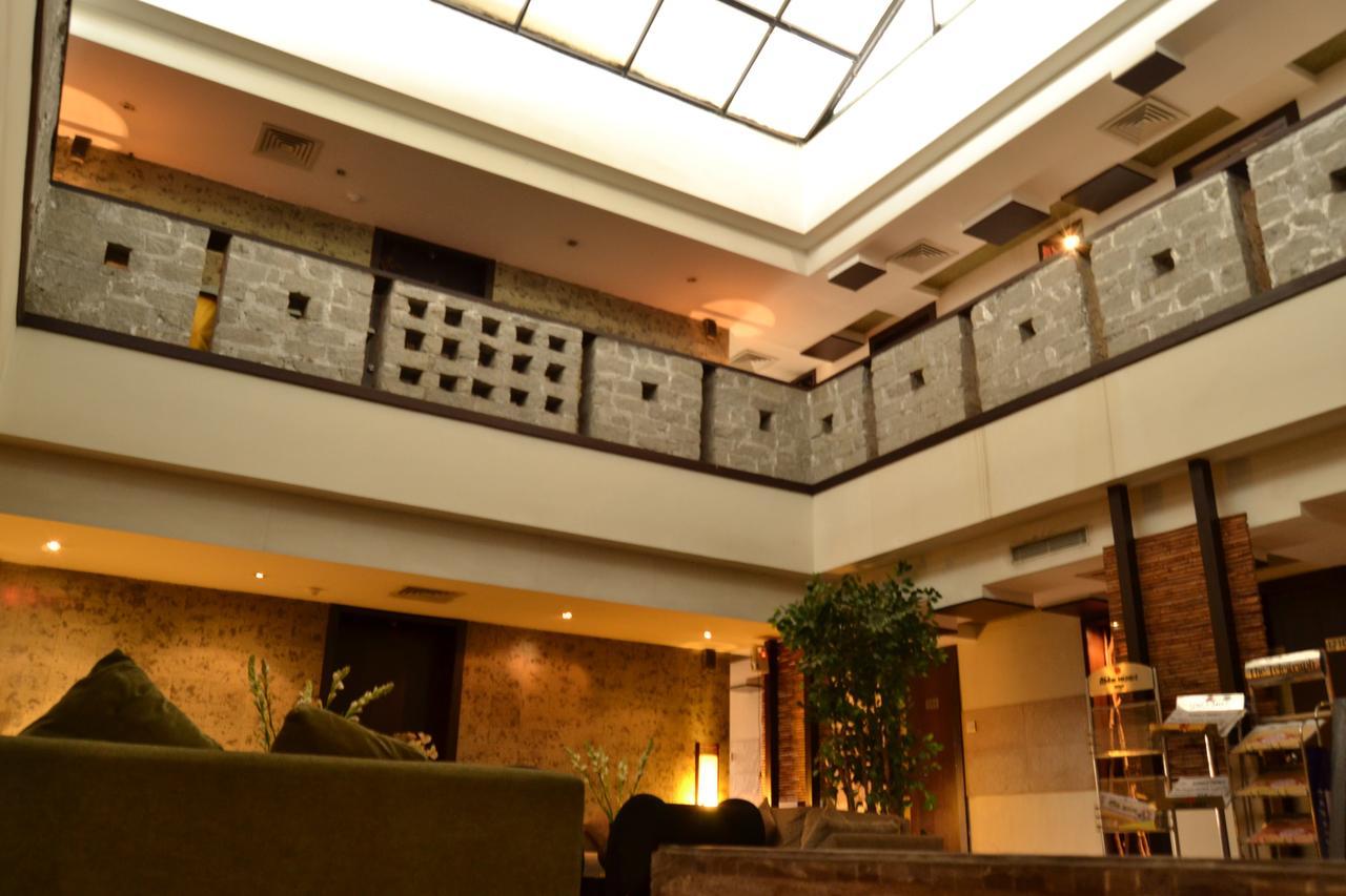 The Seventeen Degrees Hotel Dhanbād Exterior foto