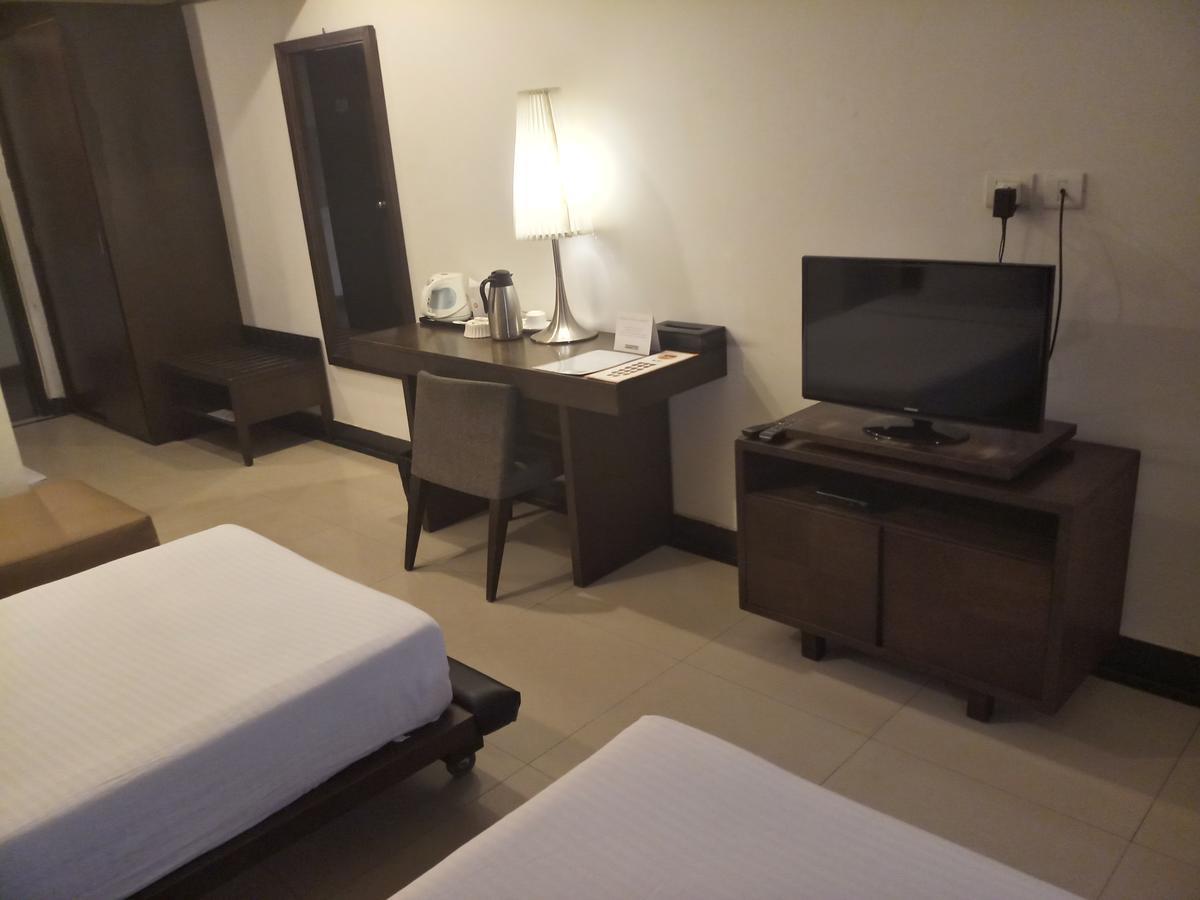 The Seventeen Degrees Hotel Dhanbād Exterior foto
